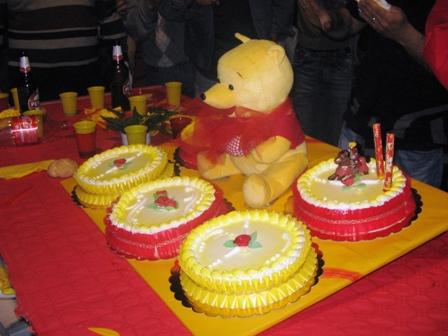 Winnie the pooh si è alleato con i più forti...