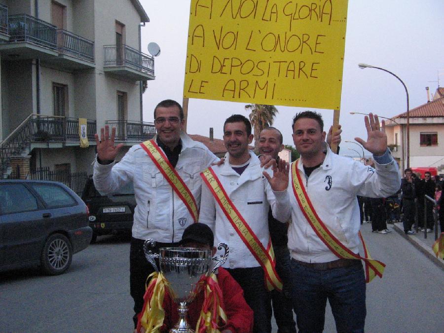 Altro che missitalia!!! noi c'abbiamo ai mister boy!!!