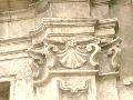 Capitello: particolare